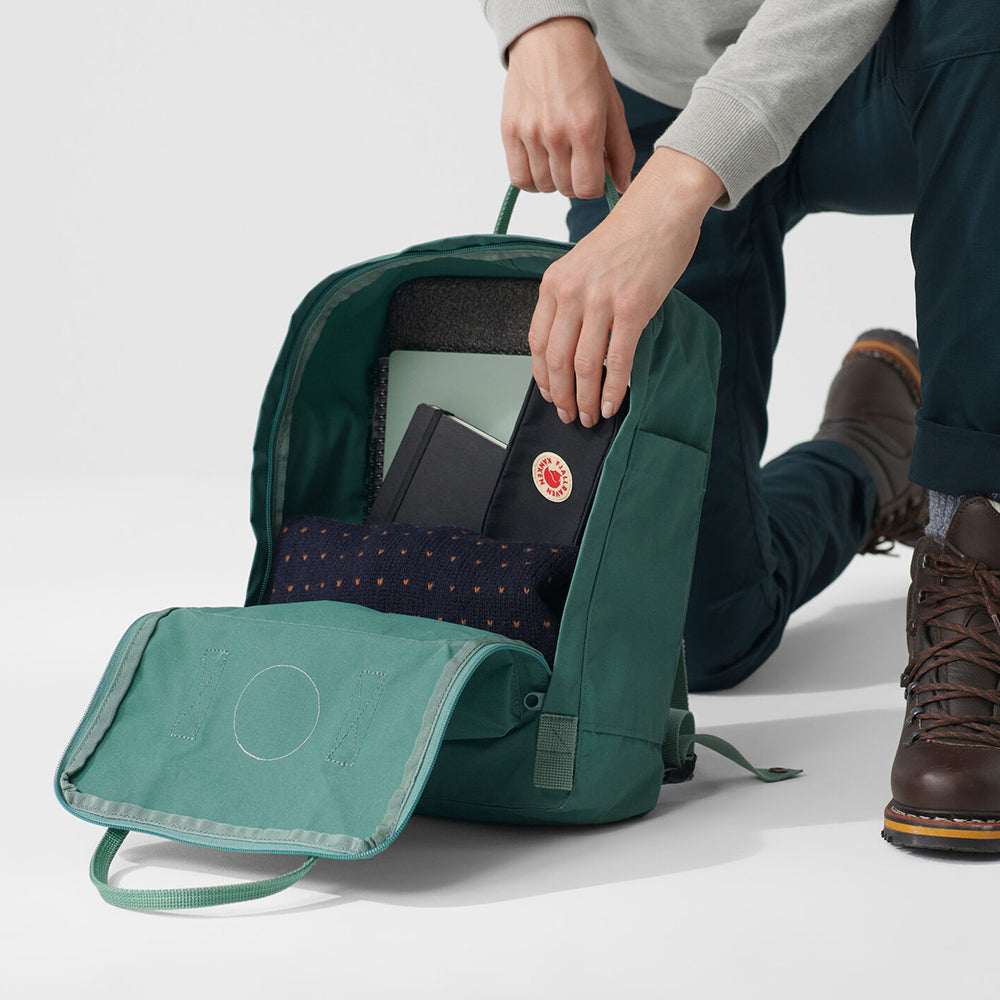 Mochila Fjallraven Kanken Frost Green Unisex